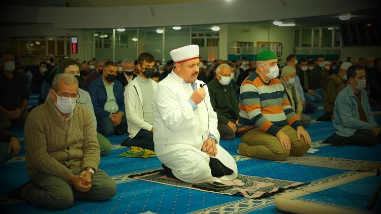 Erzincan'da üç Ayların Başlaması Ve Regâib Gecesi Coşkuyla Ve Duâlarla Idrâk Edildi
