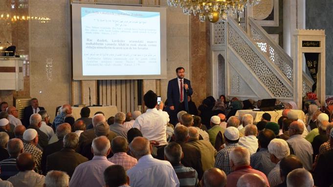 Denizlide hac hazırlık kursları ulu camii'de başladı
