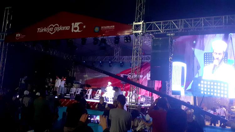 15 Temmuz 2016'da Darbe Teşebbüsünün 6'ncı Yıl Dönümü Dolayısıyla Diyarbakır'da Bir Dizi Program Gerçekleştirildi.