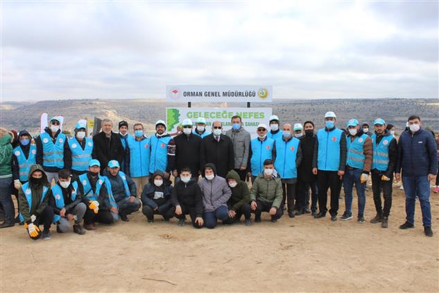 Karaman'da 15 Temmuz şehitleri Adına 251 Fidan Dikimi Gerçekleştirildi...