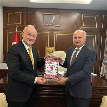 Gaziantep'de 19 Mayıs üniversitesi Rektörü Prof. Dr. Yavuz ünal Il Müftülüğümüzü Ziyaret Etti