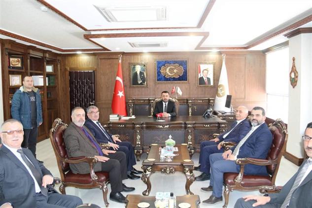 Amasya'da Adalet Ve Kalkınma Partisi Il Başkanı Ekrem Toto Ile Partinin Yeni Il Yönetim Kurulu üyeleri Il Müftümüze Iade-i Ziyarette Bulundu