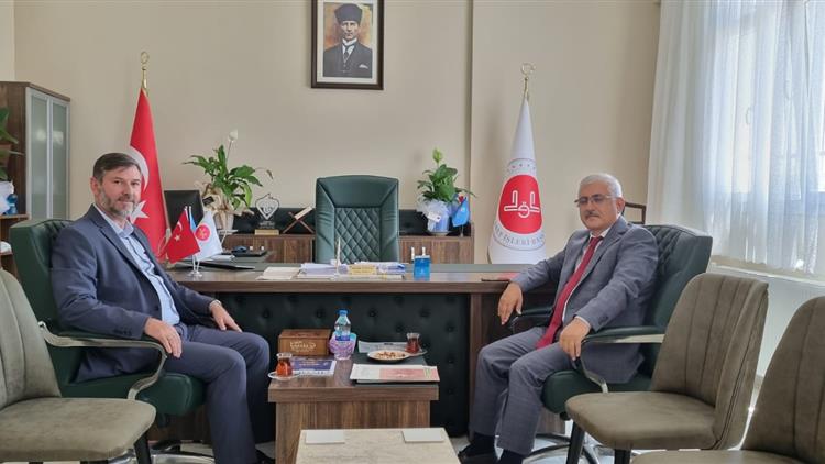 Hatay'da Afrin Eğitim Fakültesi Dekanından Il Müftümüze Hayırlı Olsun Ziyareti