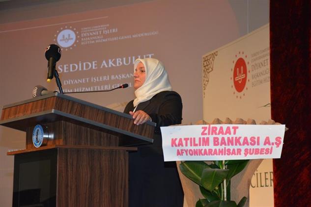 “afyonkarahisarda Kur’an-ı Kerim’i Yüzünden Güzel Okuma, Kız öğrenciler Arası Türkiye Finali…”