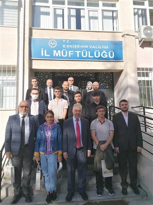 Eskisehir'de ‘’ahilik Ve Helal Bilinci’’ Temalı Kısa Film / Video Ve Resim Yarışmalarında Dereceye Giren öğrenciler ödüllendirildi