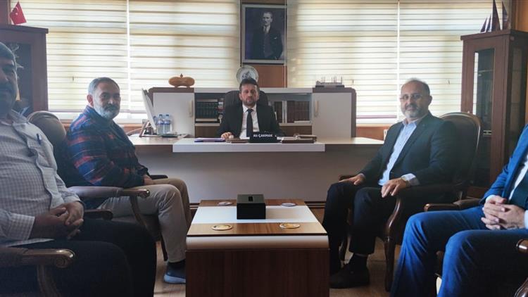 Osmaniye'de şair Dursun Ali Erzincanlı, Il Müftülüğümüzü Ziyaret Etti