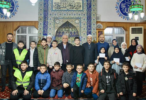 Karabük'te Aileni Al, Camiye Gel Etkinliği Düzenlendi