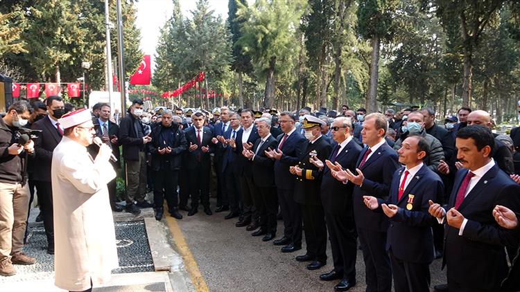 Mersin'de çanakkale şehitleri Anıldı