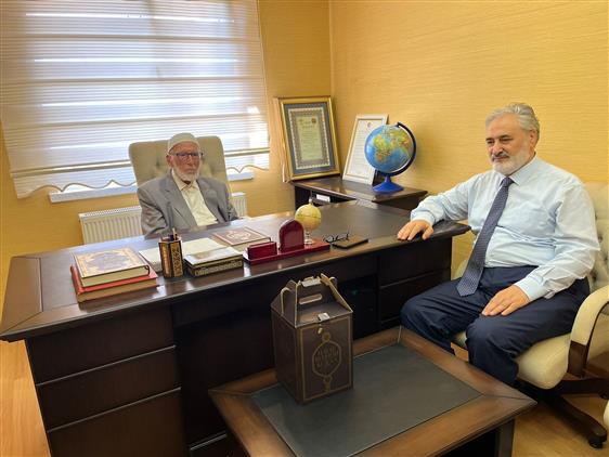 Ankara Müftümüz Dr. Hasan çınar , Diyanet Işleri Eski Başkanı Lütfi Doğan Hocayı Ziyaret Etti