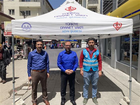 Agri'da Ağrı'da 'kurban Bağış Standı' Açıldı