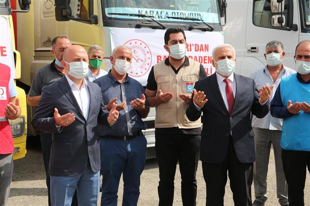 Agri'da Ağrı 'ben De Varım' Dedi