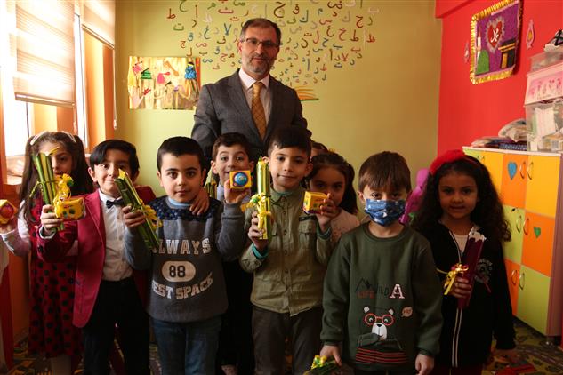 Agri'da Ağrı’da Minikler Karne Sevinci Yaşadı