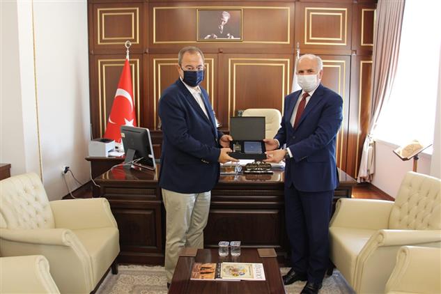 Gaziantep'de Başkan Konukoğlundan Vakfımıza Kurban Bağışı