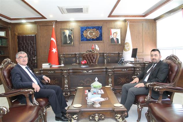Amasya'da Başkan Mehmet Uyanık Il Müftümüze Hayırlı Olsun Ziyaretinde Bulundu