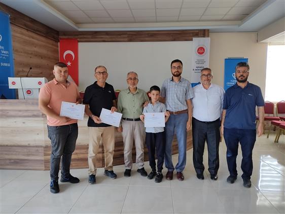 Isparta'da Belge Ve ödül Töreni Düzenlendi