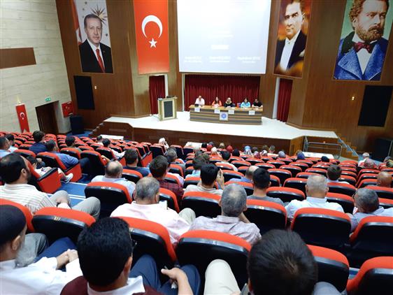 Tekirdağ'da Bir Yetime Aile Olmak Paneli Yapıldı