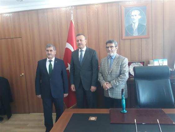 Bitlis Eren üniversitesi Rektörü Il Müftümüzü Ziyaret Etti.