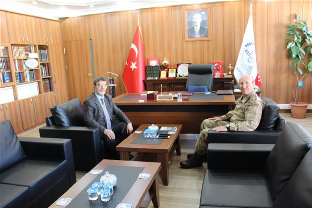 Bitlis Il Alay Jandarma Komutanı Tuğgeneral Nail Ilbey'den Anlamlı Ziyaret.