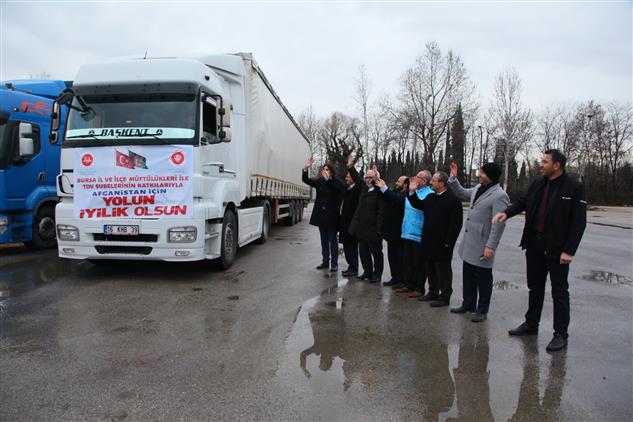 Bursalı Hayırseverlerin Destekleriyle Toplanan 20 Tır Yardım, Afganistan Yolunda.