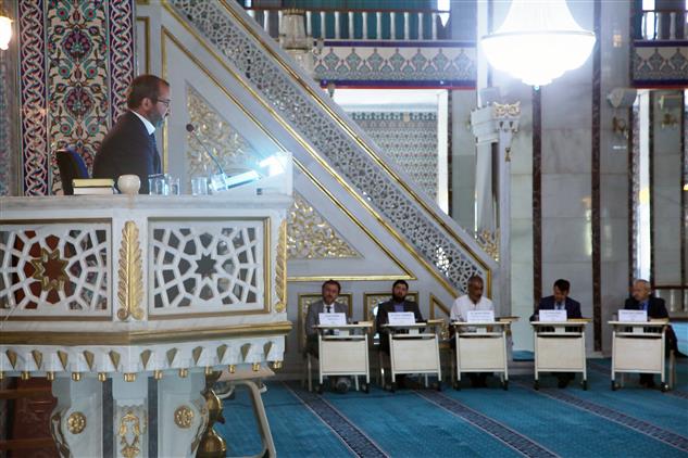 Bursa'da “cami Ve Din Görevlileri Haftası” Nedeniyle Erkek Din Görevlileri Arasında Yarışmalar Düzenlendi