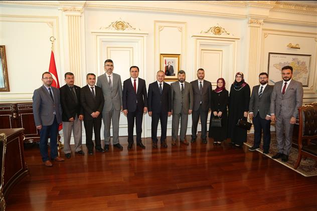 Yozgat'de Camiler Ve Din Görevlileri Haftası Dolayısıyla  Müftü Sezik, Vali çakır'ı Ziyaret Ettii