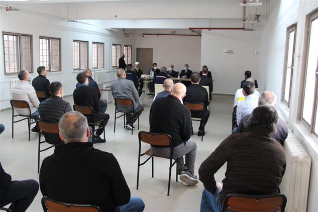 Ardahan'da Ceza Infaz Kurumunda Regaib Kandili Idrak Edildi