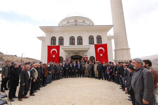 Malatya'da Darende Yazıköy Mahallesi Hulusi Efendi Camii Ibadete Açıldı