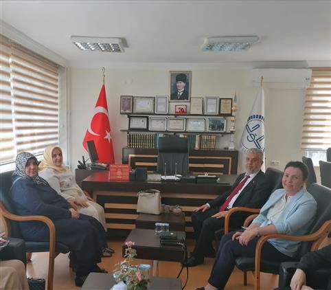 Dib Başkanlığı Yaygın Din Eğitimi Daire Başkanı Sedide Akbulut Eskişehir’de Ziyaretlerde Bulundu