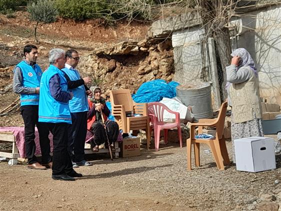 Kars'ta Din Görevlilerimiz Deprem Bölgesinde Yaraları Sarmaya Devam Ediyor