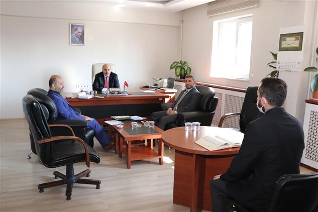 Sivas'ta Din Görevlilerine Yönelik "talim Tashih-i Huruf Kursu Kursiyer Seçme Sınavı" Yapıldı