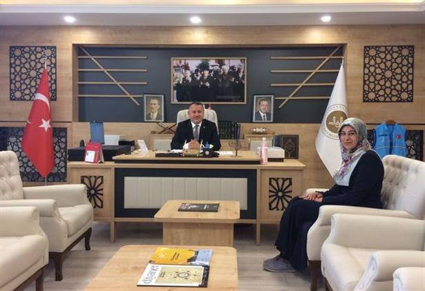 Kütahya'da Din Hizmetleri Uzmanı Rukiye Erdinç, Türkiye Ikincisi Oldu