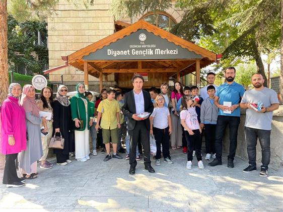 Erzincan'da Diyanet Gençlik Merkezi’nde Yeni Eğitim öğretim Döneminin Ilk Programı Gerçekleştirildi