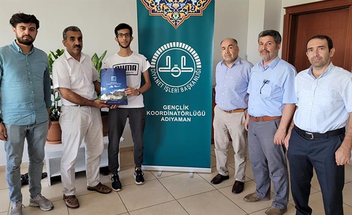 Adiyaman'da Diyanet Gençlik Merkezinden üniversiteye