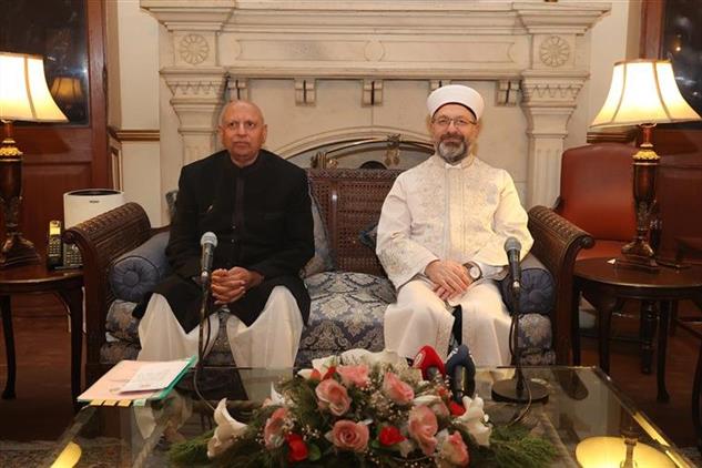 Adiyaman'da Diyanet Işleri Başkanı Prof. Dr. Ali Erbaş, Pakistan Temasları Kapsamında, Pencap Eyalet Valisi Muhammed Server Ile Bir Araya Geldi