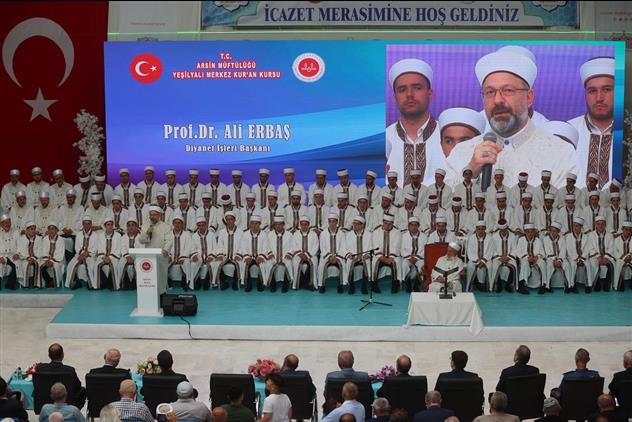 Diyanet Işleri Başkanı Prof. Dr. Ali Erbaş Trabzon'da Icazet Merasimine Katıldı.
