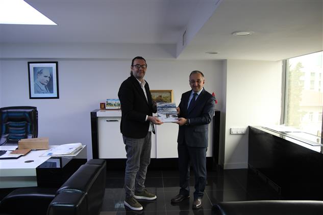 Diyanet Yayınları Izmir'de Tanıtılıyor