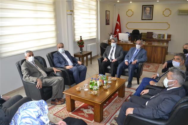 Manisa'da Diyanet Işleri Başkan Yardımcısı Dr.burhan Işliyen 'in Il Müftülüğümüze Ziyareti