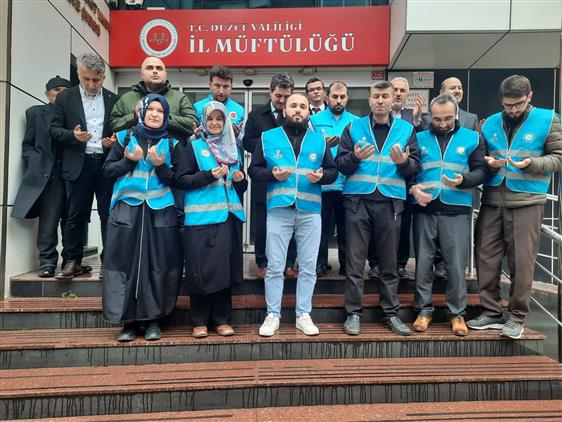 Düzce Il Müftülüğünden Deprem Bölgesi Için Yeni Ekip Yola çıktı.