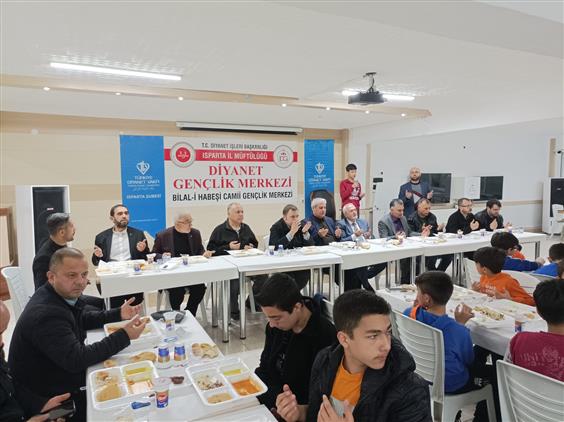 Isparta'da çedes Projesi Kapsamında Gençlik Iftarı Yapıldı