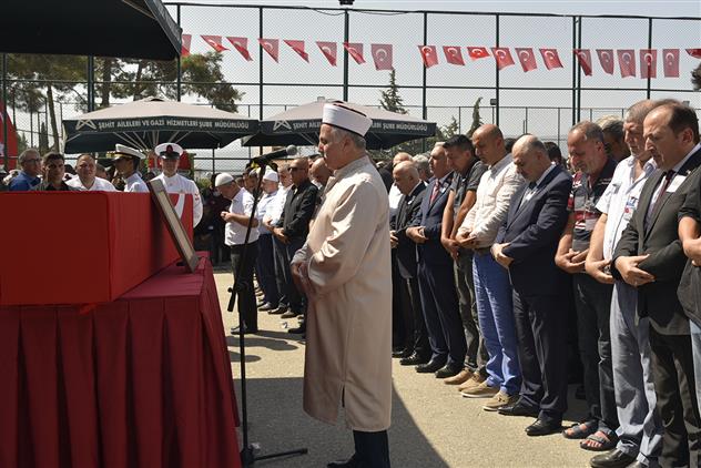 Mersin'de şehit Astsubay Kıdemli çavuş Meteöz Son Yolculuğuna Uğurlandı