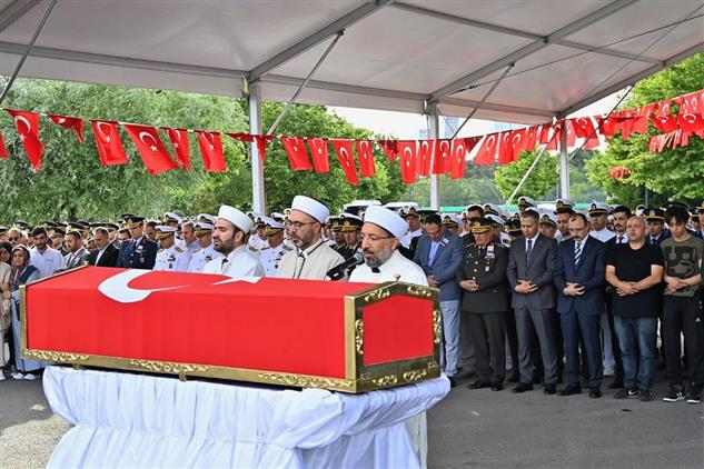 İstanbul'da şehit Piyade Uzman çavuş Kadir Kemik Dualarla Uğurlandı