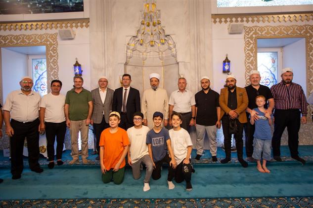 İstanbul'da çekmeköy Müftüsü Vehbi Akşit Hocamız Için “kur’an-ı Kerim Ve Dua” Programı Düzenlendi