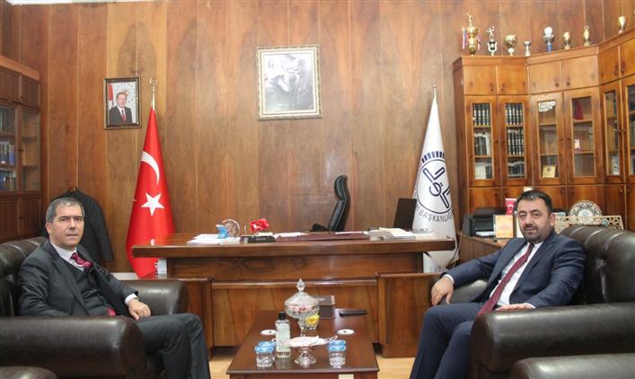 Amasya'da Emniyet Müdürü Ali Kemal Kurt Il Müftümüze Iade-i Ziyarette Bulundu