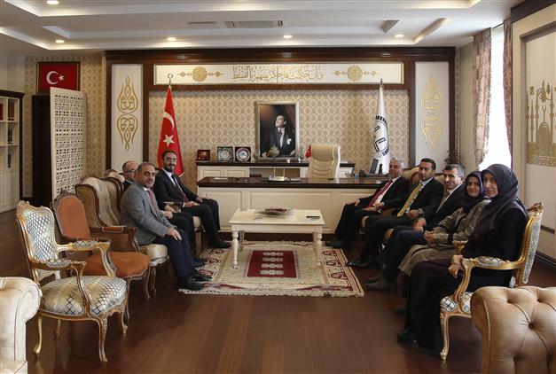Bursa'da Eskişehir Müftüsünden Müftü Yavuz Selim Karabayır'a Ziyaret