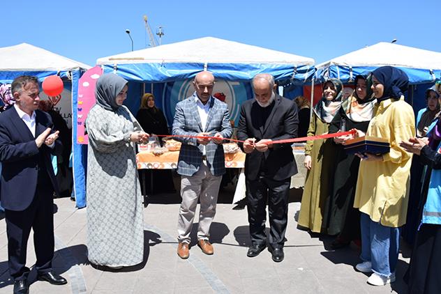 Giresun'da Eğitime Destek Için Hayır çarşısı Kuruldu