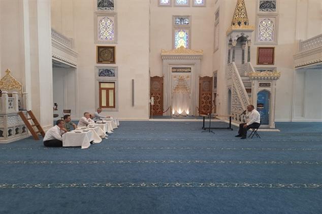 Ezanı Güzel Okuma Bölge Birincisi Izmir’den