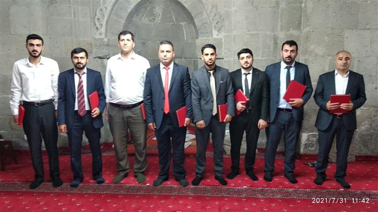 Bitlis'de Ezanı Güzel Okuma Bölge Yarışması Tarihi Camimiz Ulu Camiinde Düzenlendi.