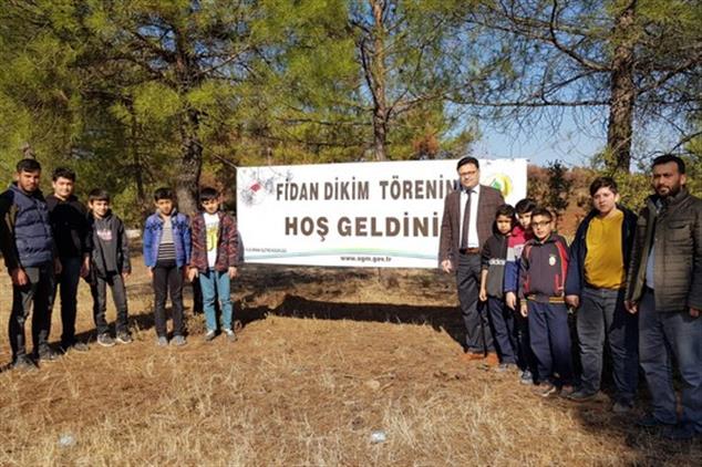 Kilis'de “geleceğe Nefes Dünyaya Nefes” Sloganıyla Fidan Dikim Töreni Gerçekleştirildi