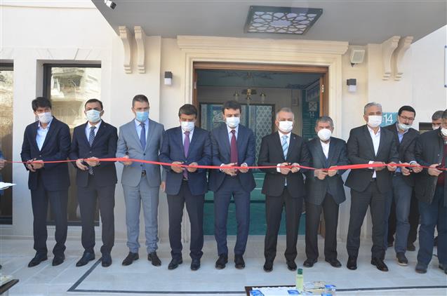 Antalya'da üçgen Mahallesinin Cami Hasreti Ahmetler Caminin Ibadete Açılması Ile Sona Erdi.