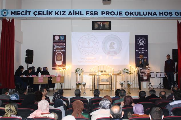 Diyarbakir'da Genç Nidalar “kur’an-ı Kerim’i Güzel Okuma Yarışması”nda Buluştu